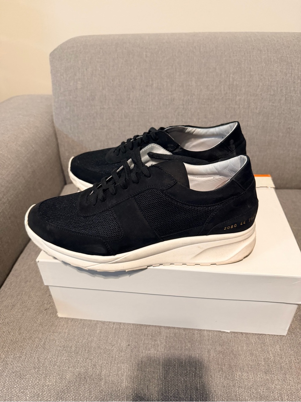 Common Projects Black & White Men's Low-Top Leather Sneakers